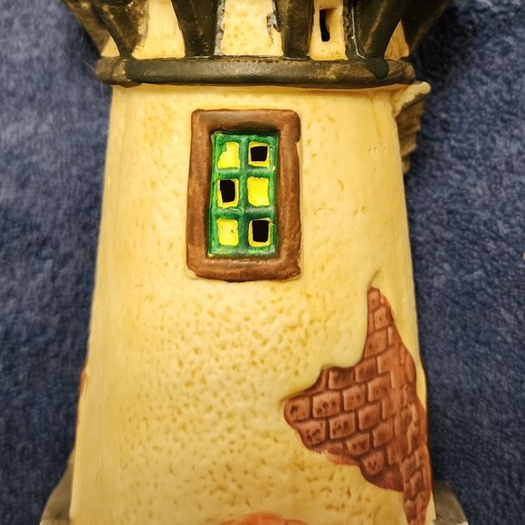 Vintage 1998 Collectable Dickens Ceramic 11" Tall Lighthouse/Figurine - Picture 8 of 15